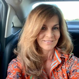 Meet your Posher, Dana